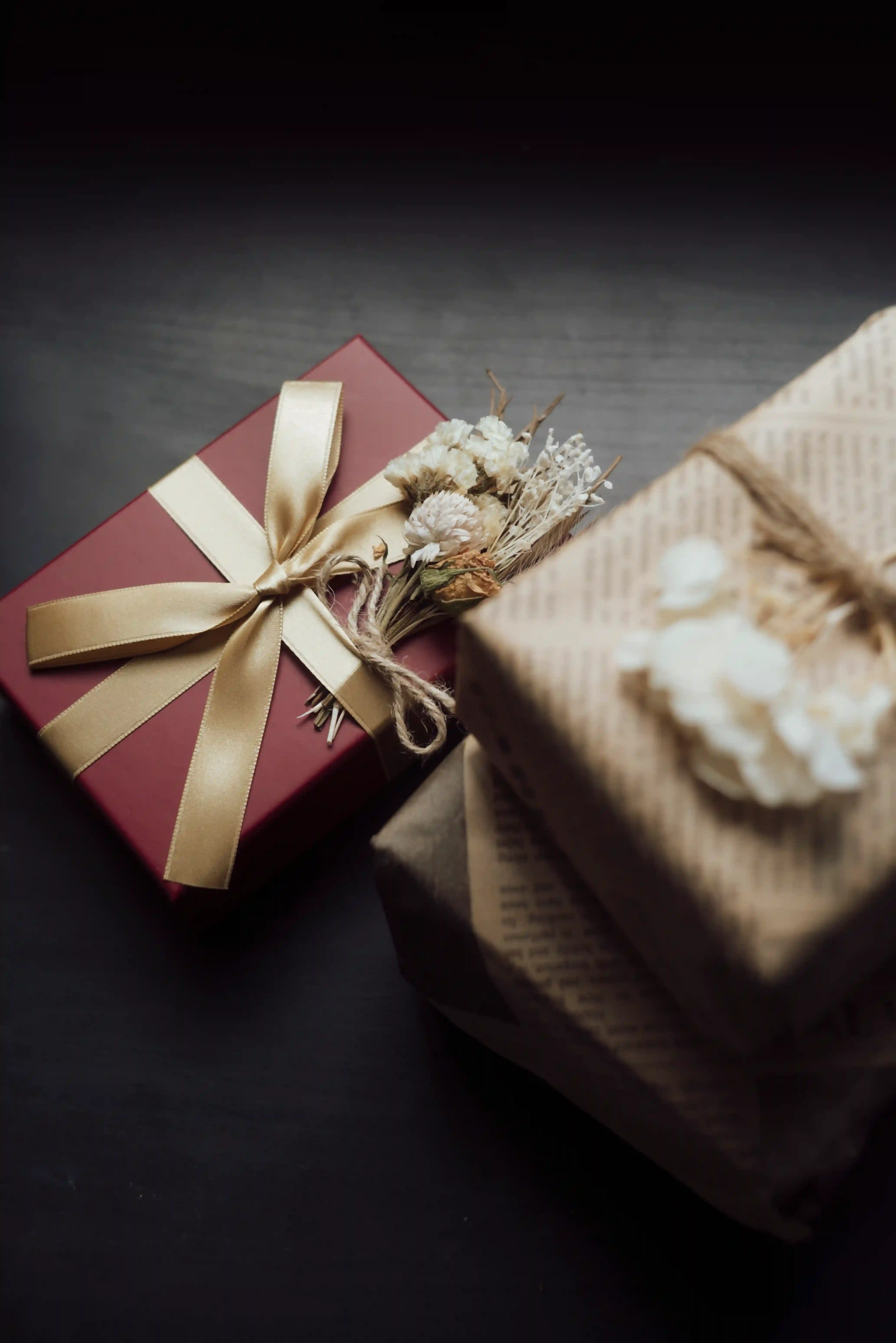 Luxury Packaging & Presentation